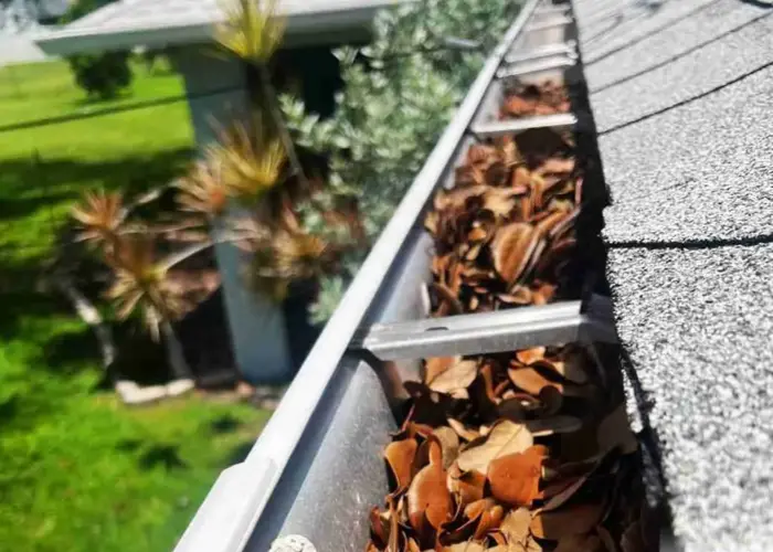 Greenbay gutter cleaning home page